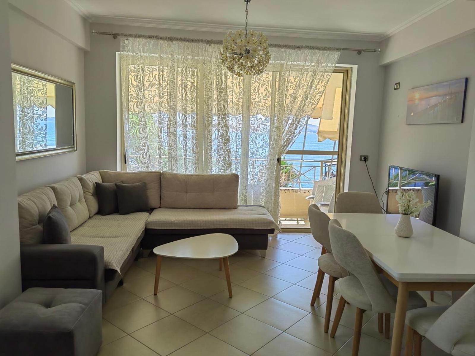 Apartment In Saranda Luaran gambar